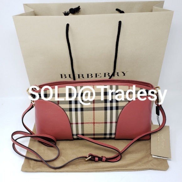 Burberry Handbags - Brand New Burberry Clutch & Crossbody Bag